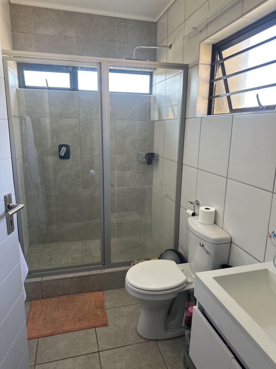 4 Bedroom Property for Sale in Lotus Gardens Gauteng