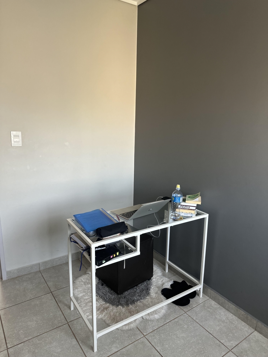 4 Bedroom Property for Sale in Lotus Gardens Gauteng