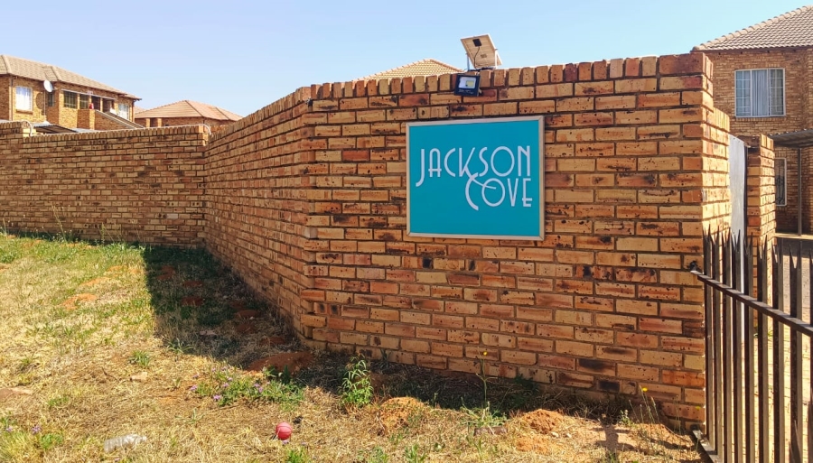 2 Bedroom Property for Sale in Elandspark Gauteng