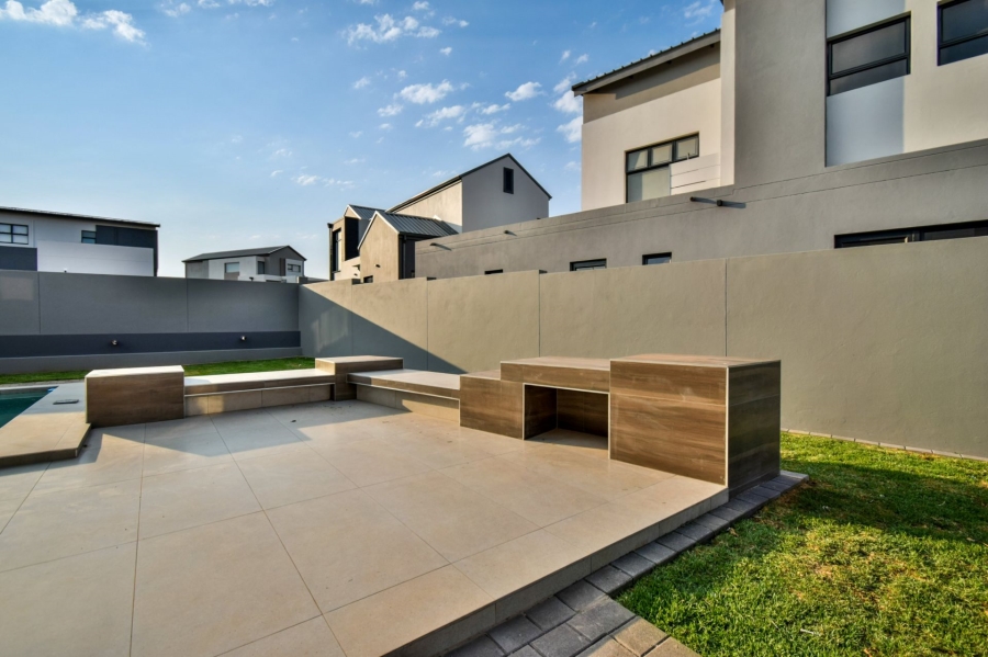 4 Bedroom Property for Sale in Fountainbrook Estate Gauteng