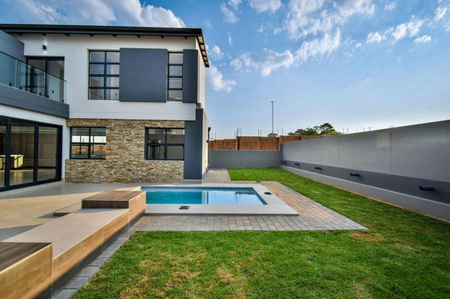 4 Bedroom Property for Sale in Fountainbrook Estate Gauteng