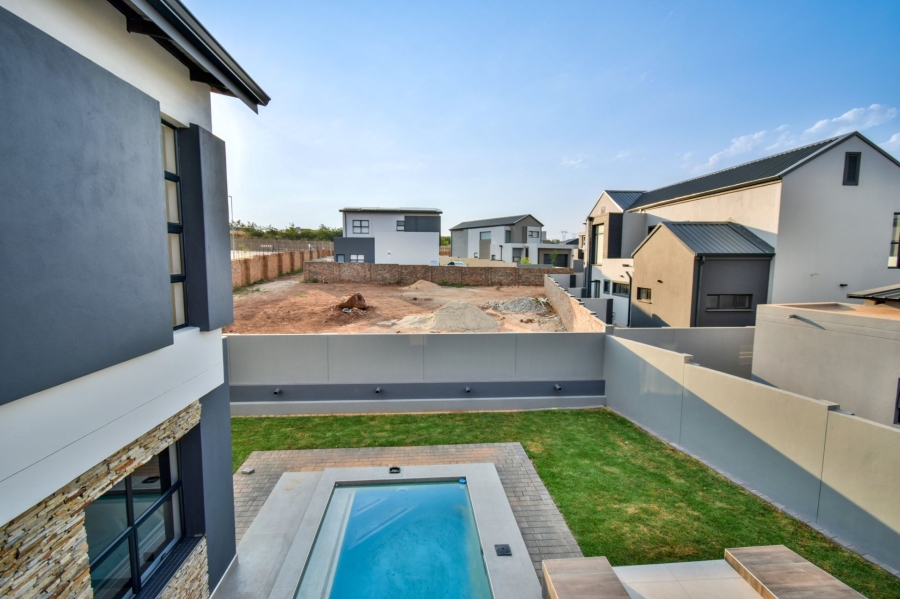 4 Bedroom Property for Sale in Fountainbrook Estate Gauteng