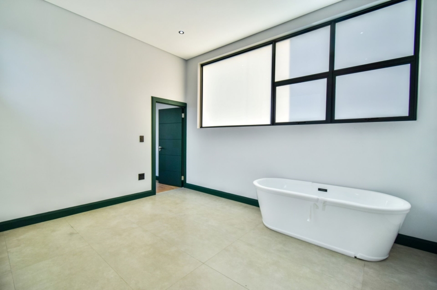 4 Bedroom Property for Sale in Fountainbrook Estate Gauteng