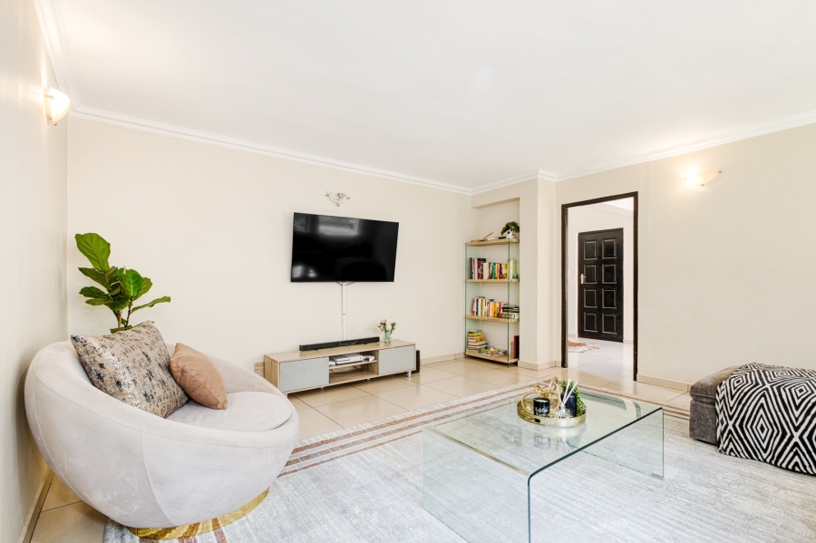 5 Bedroom Property for Sale in Beverley Gauteng