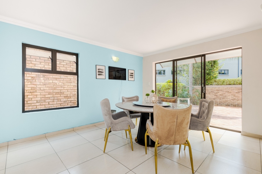 5 Bedroom Property for Sale in Beverley Gauteng