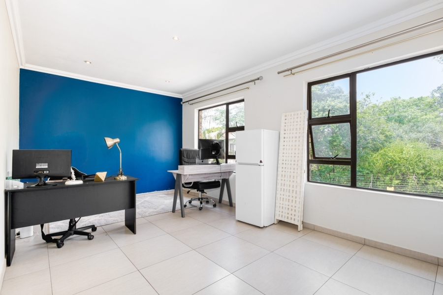 5 Bedroom Property for Sale in Beverley Gauteng