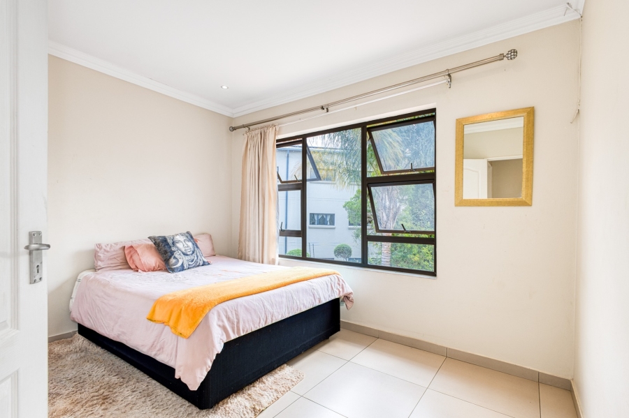 5 Bedroom Property for Sale in Beverley Gauteng