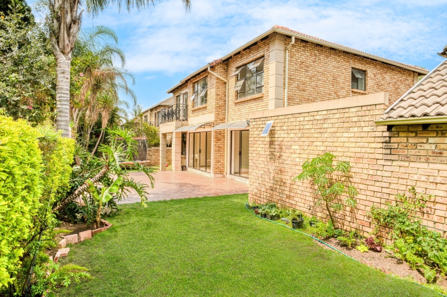 5 Bedroom Property for Sale in Beverley Gauteng