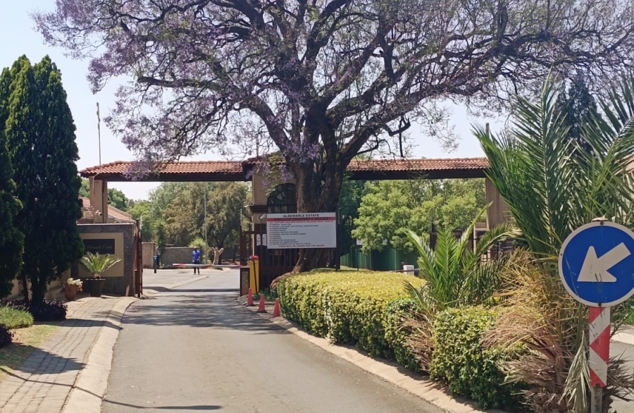 2 Bedroom Property for Sale in Albemarle Gauteng