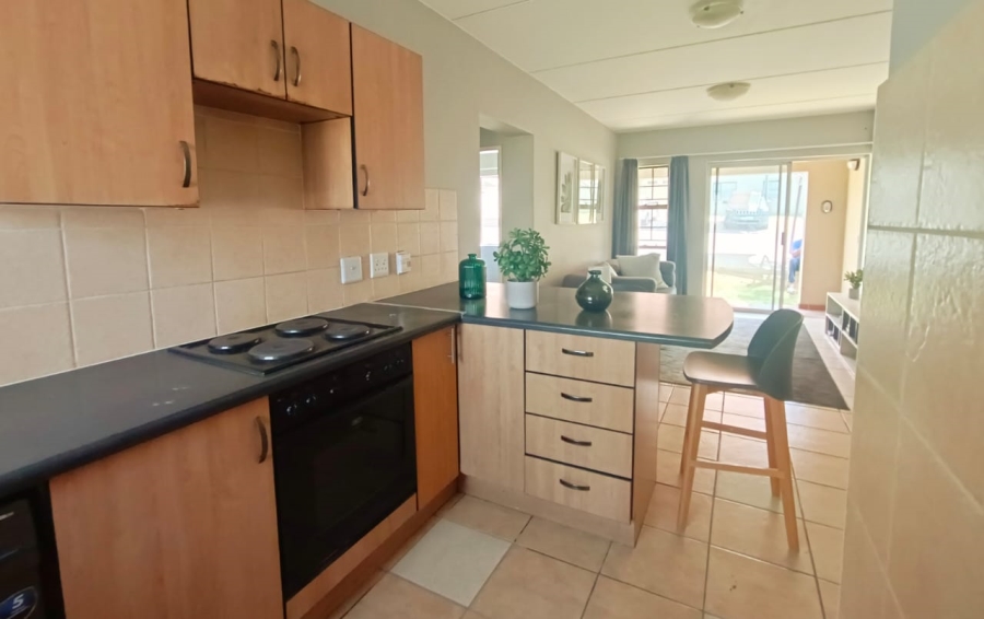 2 Bedroom Property for Sale in Albemarle Gauteng