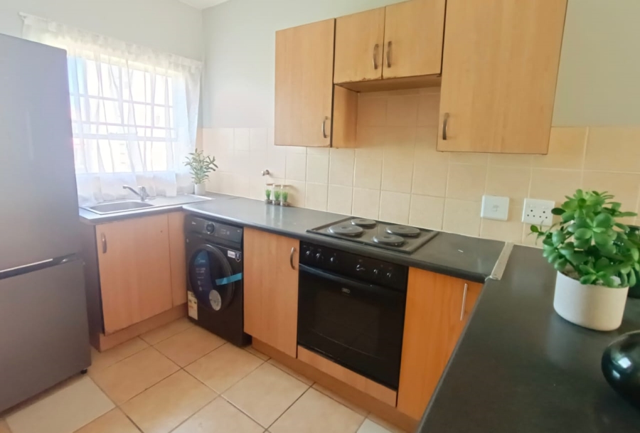2 Bedroom Property for Sale in Albemarle Gauteng