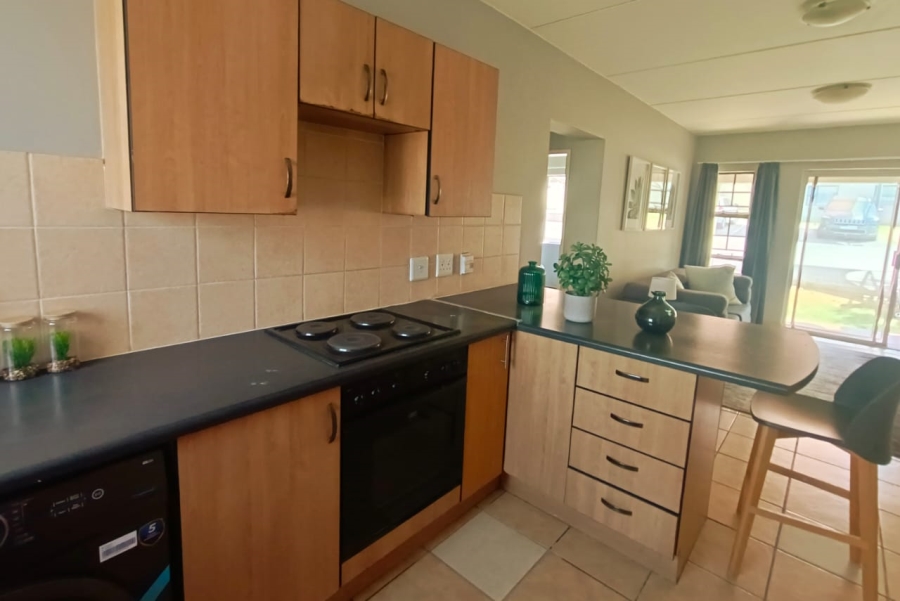 2 Bedroom Property for Sale in Albemarle Gauteng