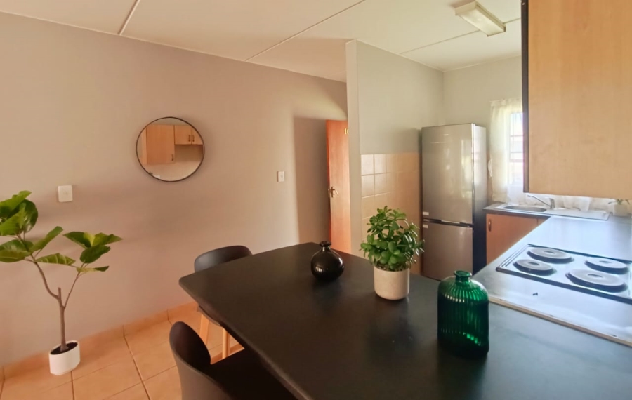 2 Bedroom Property for Sale in Albemarle Gauteng