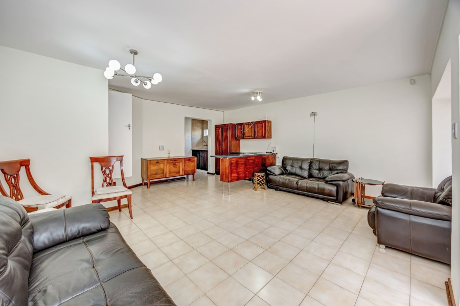 To Let 4 Bedroom Property for Rent in Parkmore Gauteng