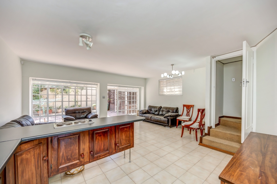 To Let 4 Bedroom Property for Rent in Parkmore Gauteng