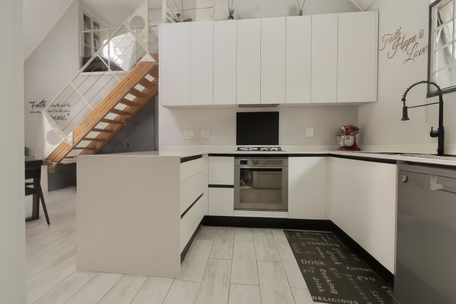 2 Bedroom Property for Sale in Bromhof Gauteng