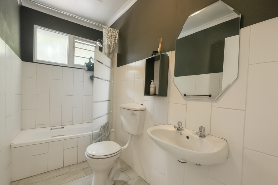 2 Bedroom Property for Sale in Bromhof Gauteng