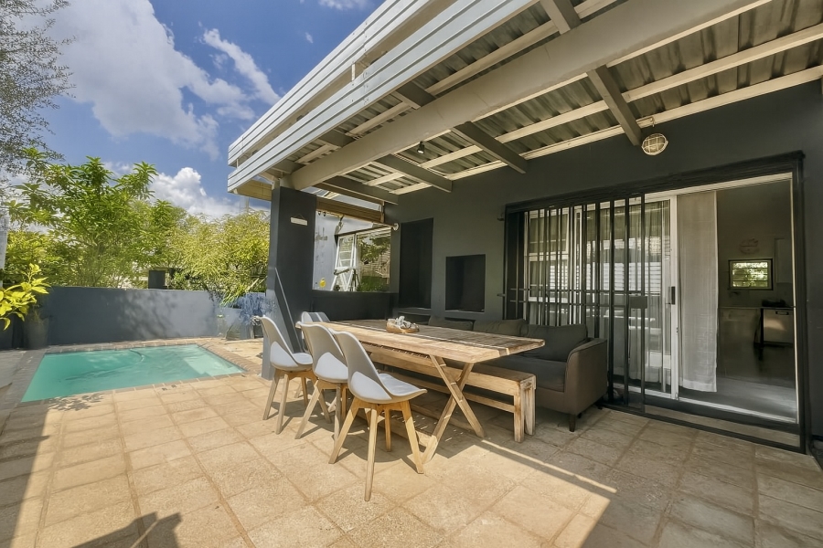 2 Bedroom Property for Sale in Bromhof Gauteng