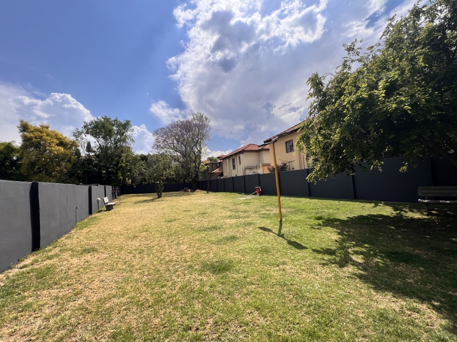 2 Bedroom Property for Sale in Bromhof Gauteng