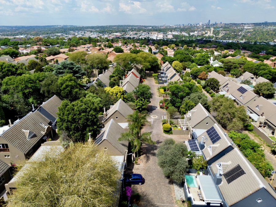 2 Bedroom Property for Sale in Bromhof Gauteng