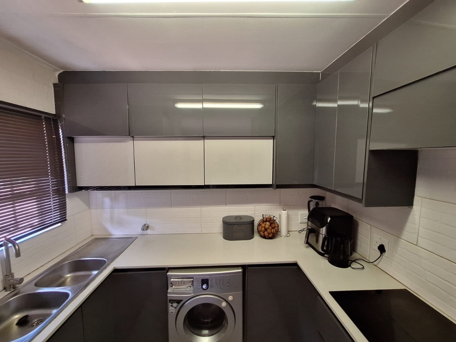2 Bedroom Property for Sale in Highveld Gauteng