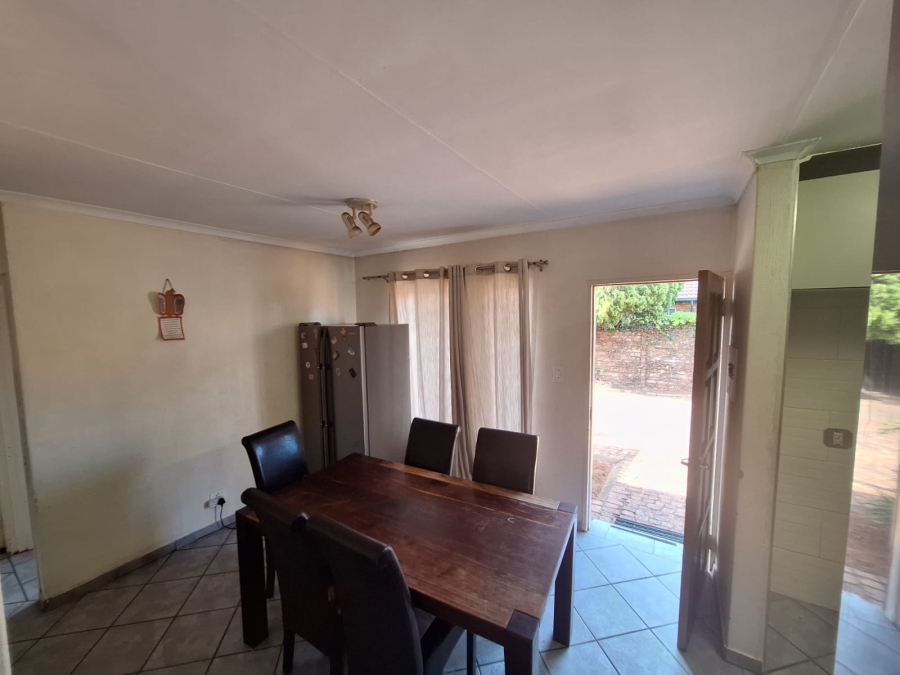 2 Bedroom Property for Sale in Highveld Gauteng