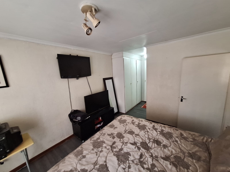 2 Bedroom Property for Sale in Highveld Gauteng