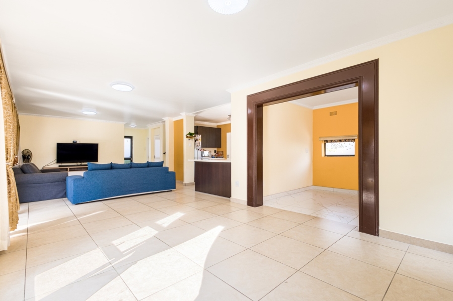 4 Bedroom Property for Sale in Cedar Creek Gauteng