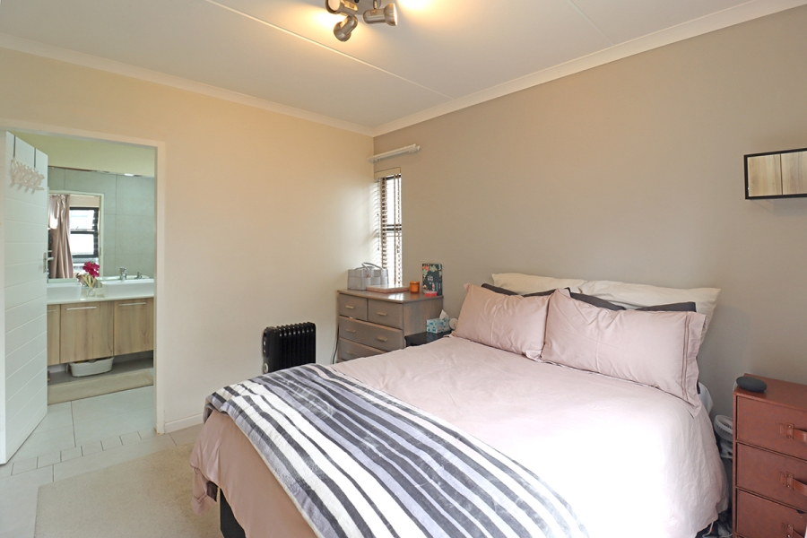 3 Bedroom Property for Sale in Modderfontein Gauteng