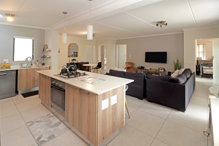 3 Bedroom Property for Sale in Modderfontein Gauteng