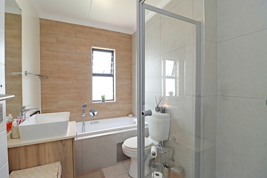 3 Bedroom Property for Sale in Modderfontein Gauteng