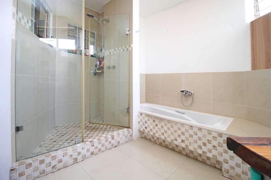 2 Bedroom Property for Sale in Norwood Gauteng