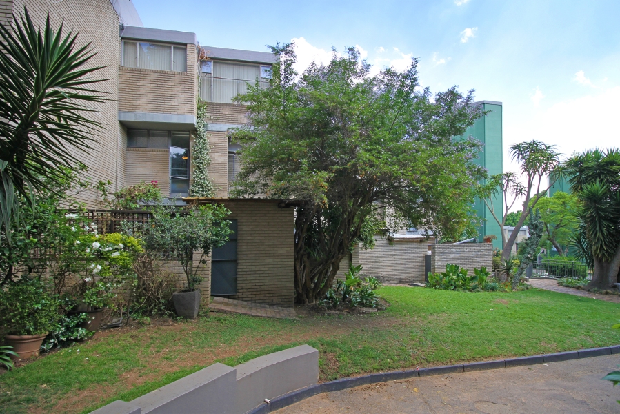 2 Bedroom Property for Sale in Norwood Gauteng