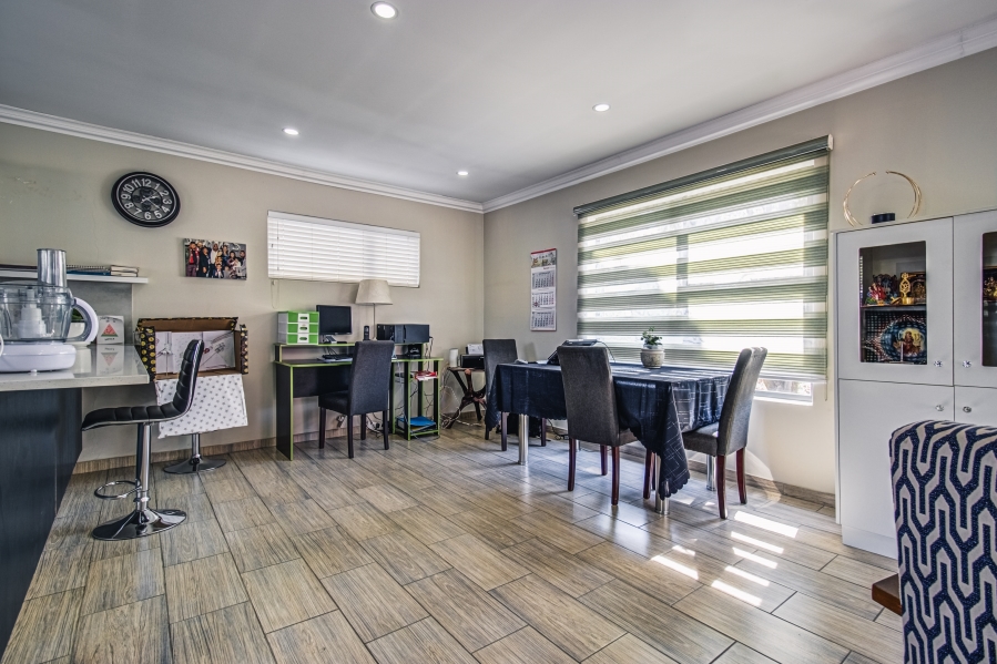 3 Bedroom Property for Sale in Highway Gardens Gauteng