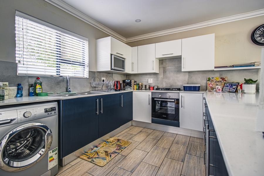 3 Bedroom Property for Sale in Highway Gardens Gauteng