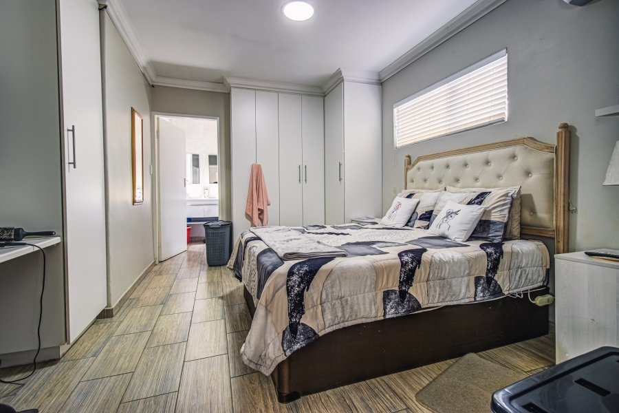 3 Bedroom Property for Sale in Highway Gardens Gauteng