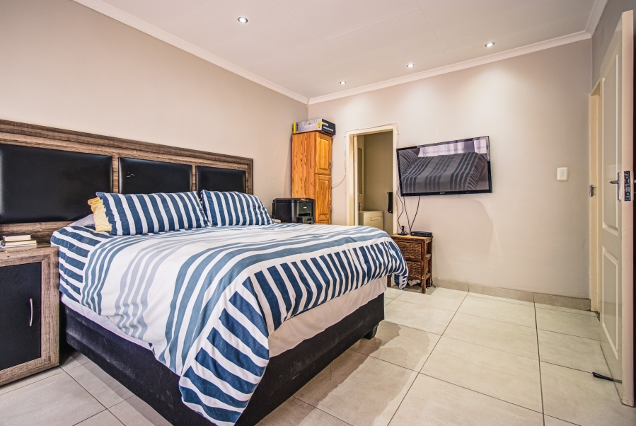 3 Bedroom Property for Sale in Highway Gardens Gauteng