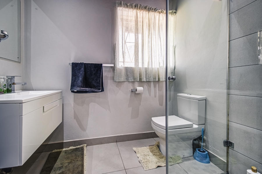 3 Bedroom Property for Sale in Highway Gardens Gauteng