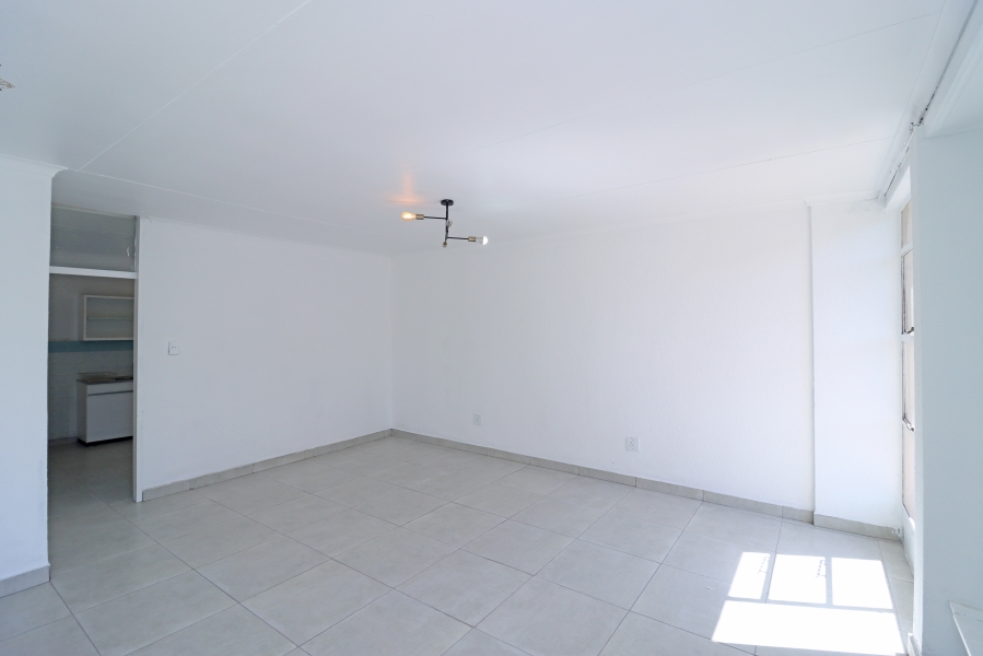 3 Bedroom Property for Sale in Robindale Gauteng