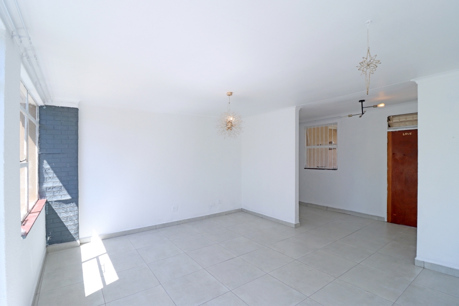 3 Bedroom Property for Sale in Robindale Gauteng