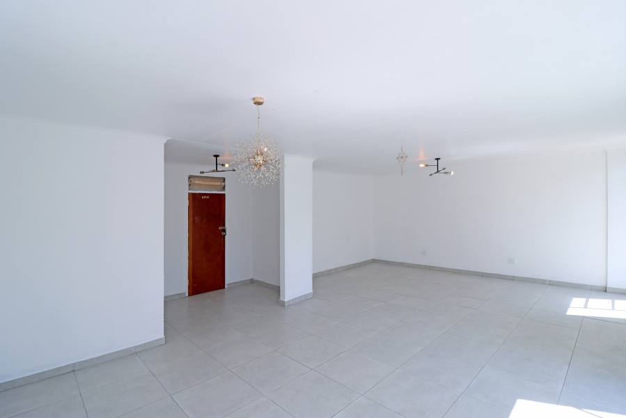 3 Bedroom Property for Sale in Robindale Gauteng