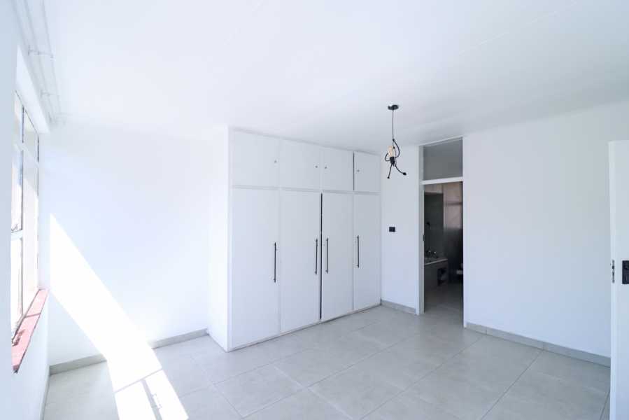 3 Bedroom Property for Sale in Robindale Gauteng