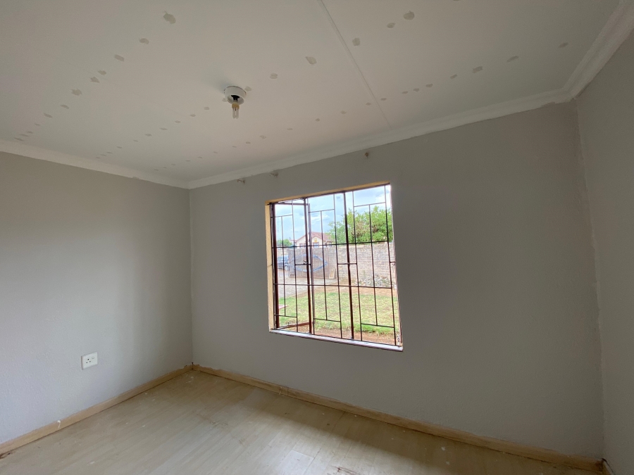 3 Bedroom Property for Sale in Lakeside Gauteng