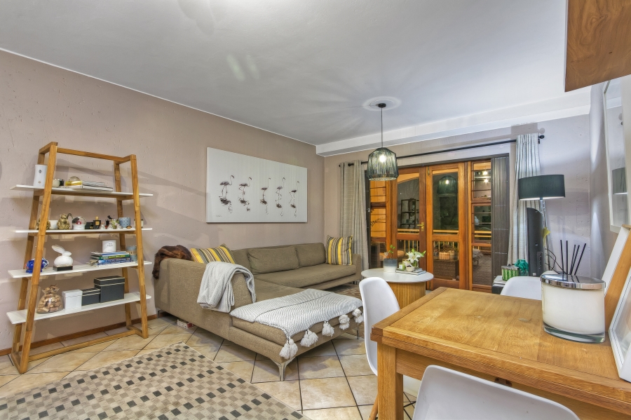 2 Bedroom Property for Sale in Sunninghill Gauteng