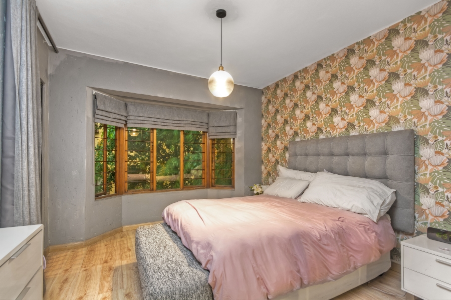 2 Bedroom Property for Sale in Sunninghill Gauteng