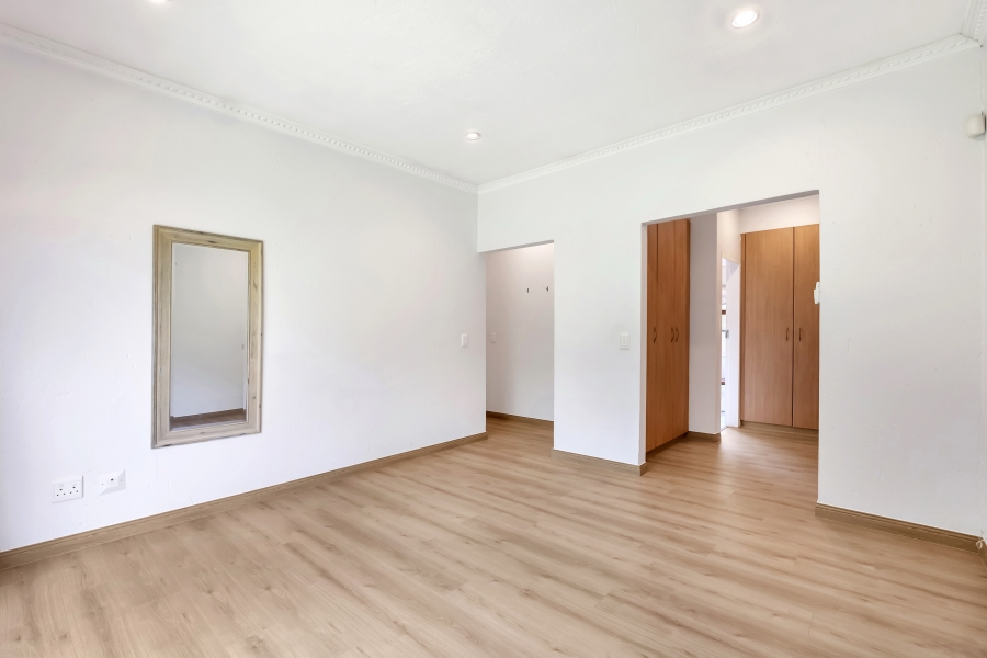 3 Bedroom Property for Sale in Linden Gauteng