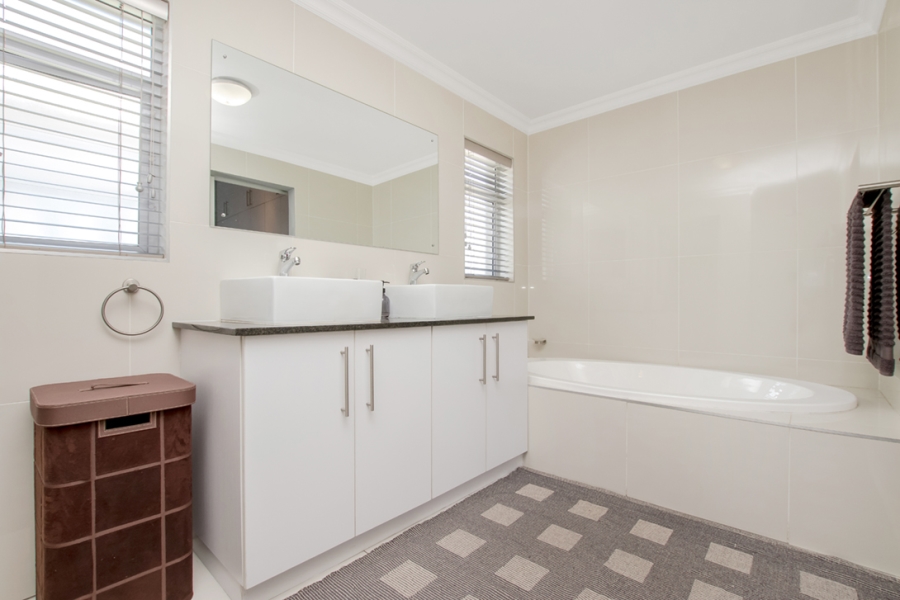 3 Bedroom Property for Sale in Kensington B Gauteng