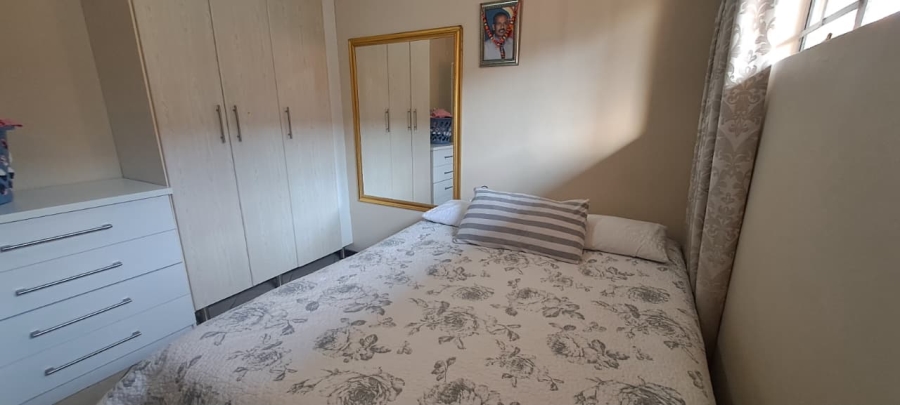 2 Bedroom Property for Sale in Noordwyk Gauteng