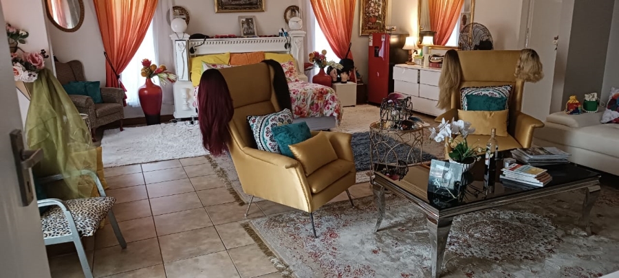 6 Bedroom Property for Sale in Montana Park Gauteng