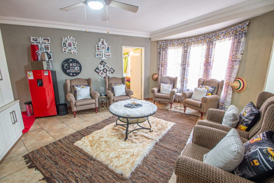 6 Bedroom Property for Sale in Montana Park Gauteng